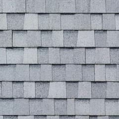 Titan XT Glacier White shingle color swatch